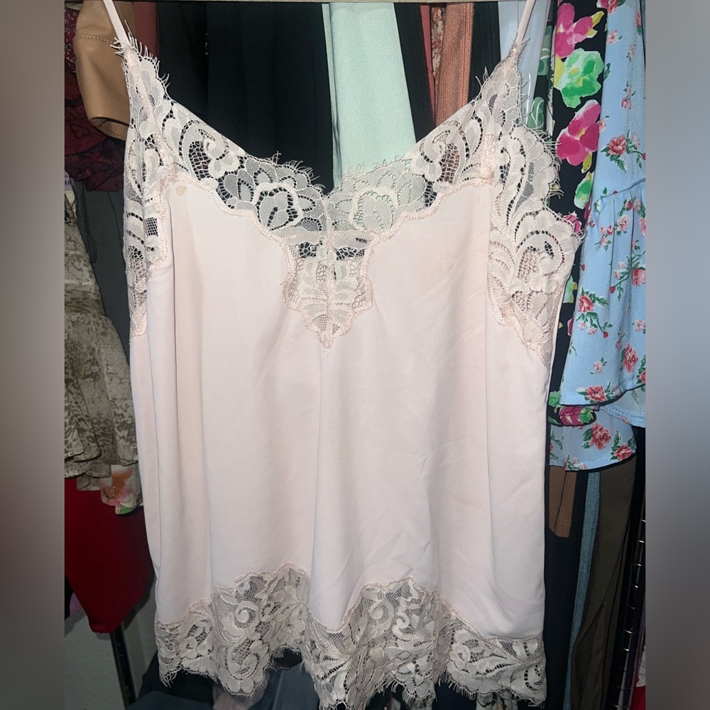 Express Lace Trim Tank Top in Light Pink